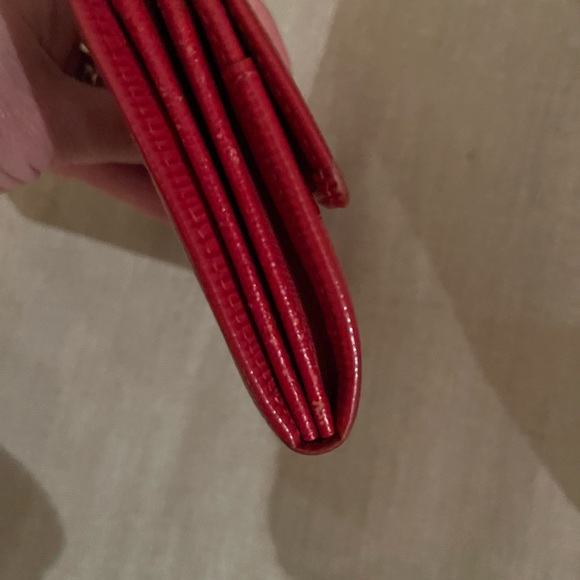 Louis Vuitton red epi Porte Tresor Internatiinal Wallet - Picture 7 of 11